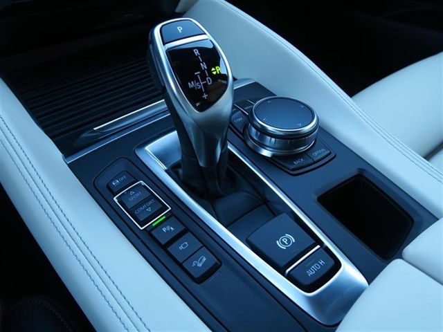 2017 BMW X6 xDrive35i - 17046331 - 27