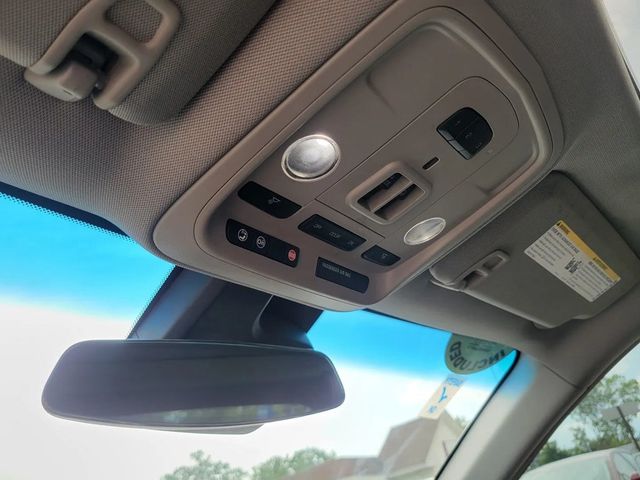 2017 Cadillac CTS 2.0 Luxury Sedan 4D - 22932432 - 32