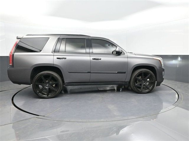 2017 Cadillac Escalade 2WD 4dr Premium Luxury - 22938392 - 15