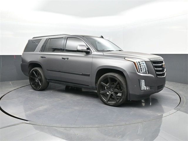 2017 Cadillac Escalade 2WD 4dr Premium Luxury - 22938392 - 16