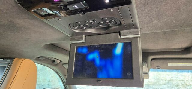 2017 Cadillac Escalade 4WD 4dr Platinum - 22910088 - 28