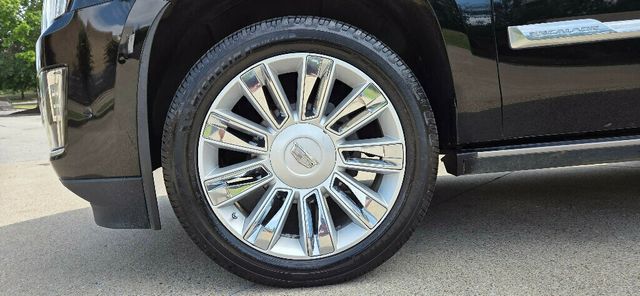 2017 Cadillac Escalade 4WD 4dr Platinum - 22910088 - 44