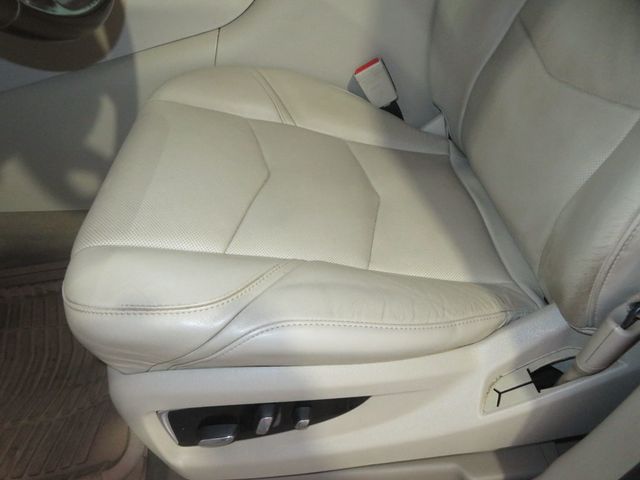 2017 Cadillac Escalade EXTRA CLEAN ESCALDE 3RD ROW SEAT LOW MILES 2 OWNER BLACK BEAUTY  - 22938570 - 17