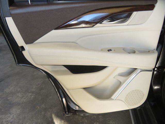 2017 Cadillac Escalade EXTRA CLEAN ESCALDE 3RD ROW SEAT LOW MILES 2 OWNER BLACK BEAUTY  - 22938570 - 20