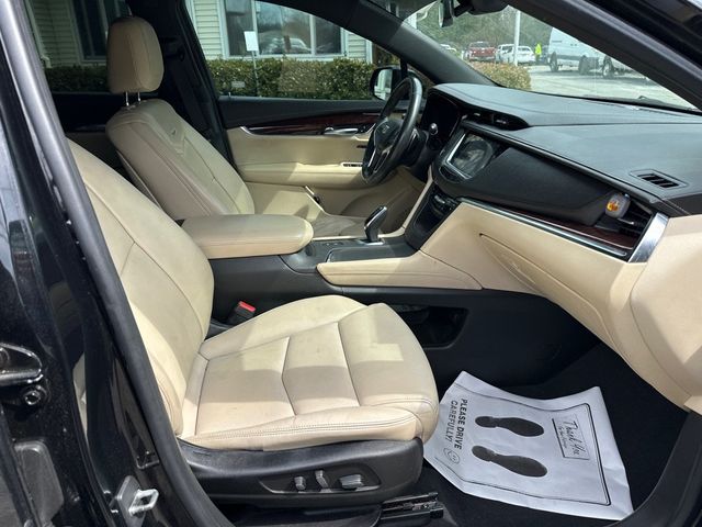2017 Cadillac XT5 FWD 4dr Premium Luxury - 22779437 - 14