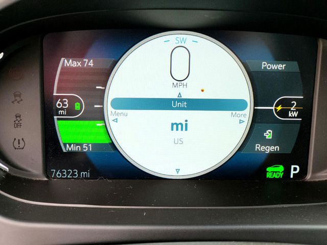 2017 Chevrolet Bolt EV 5dr Hatchback LT - 22445206 - 15