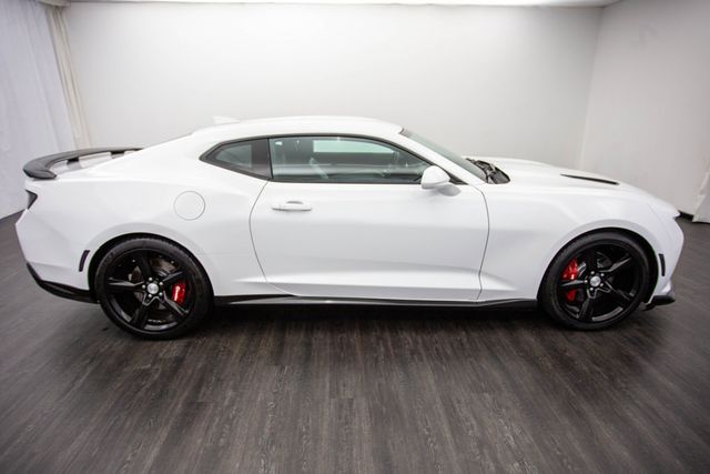 2017 Chevrolet Camaro 2dr Coupe 2SS - 22385181 - 5