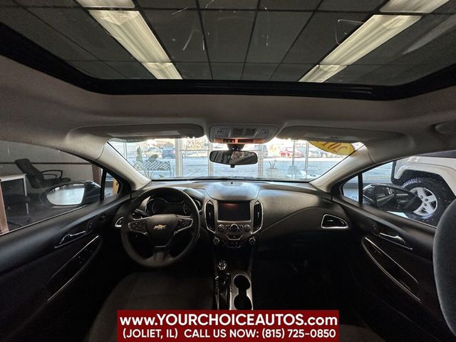 2017 Chevrolet CRUZE 4dr Hatchback Automatic LT - 22378706 - 19