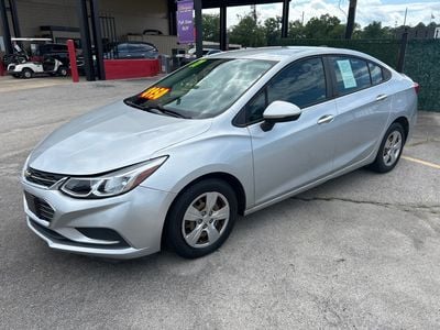 2017 Chevrolet CRUZE - 1G1BC5SM8H7257691