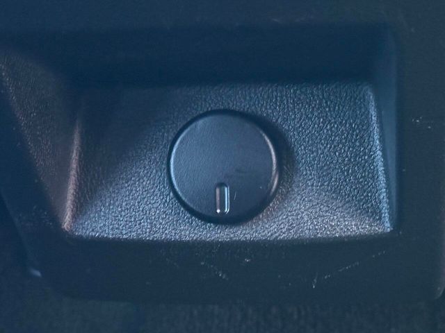 2017 Chevrolet Equinox FWD 4dr LT w/1LT - 22909638 - 24