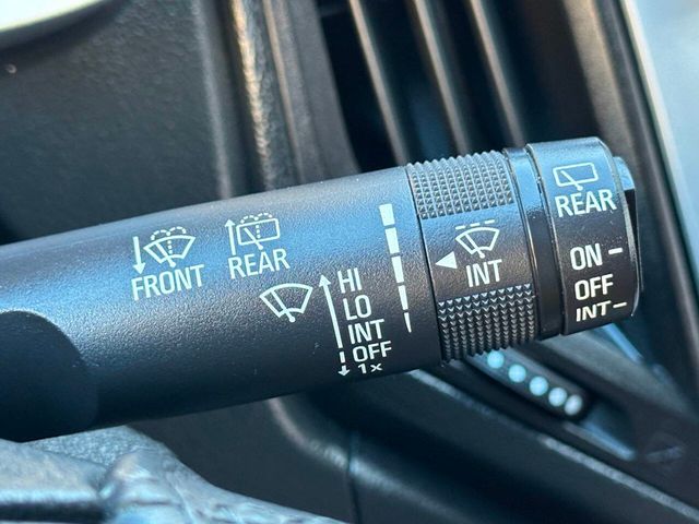 2017 Chevrolet Equinox FWD 4dr LT w/1LT - 22909638 - 35