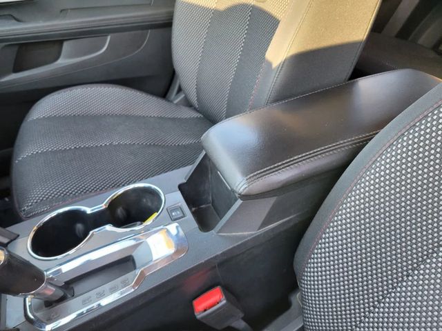 2017 Chevrolet Equinox LT Sport Utility 4D - 22933658 - 17