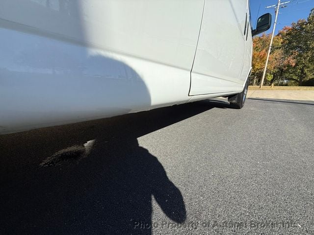 2017 Chevrolet Express Cargo Van EXTENDED VERSION - 22934286 - 9
