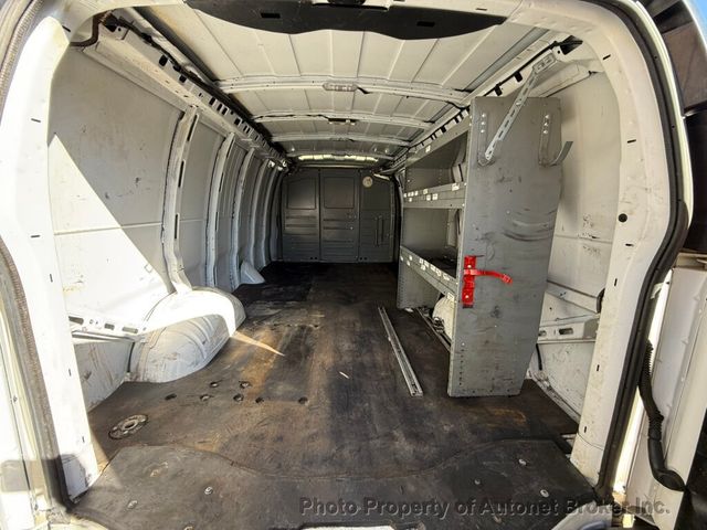 2017 Chevrolet Express Cargo Van EXTENDED VERSION - 22934286 - 24