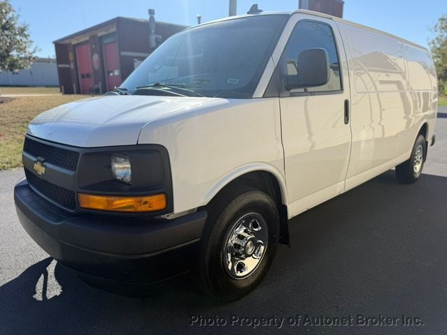 2017 Chevrolet Express Cargo Van EXTENDED VERSION - 22934286 - 3