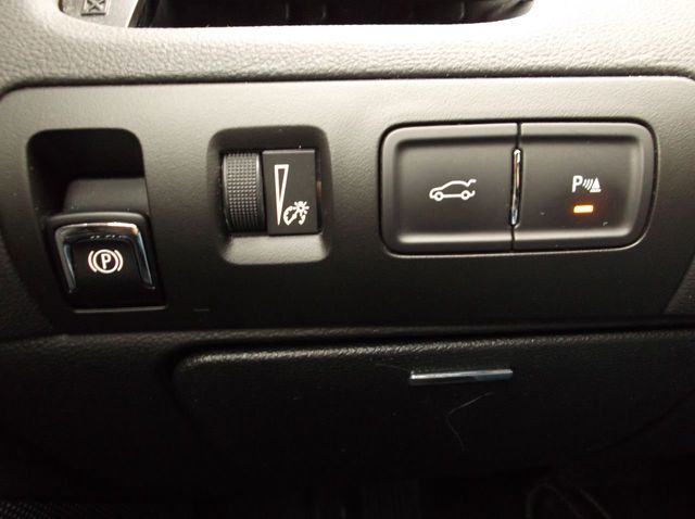 2017 Chevrolet IMPALA LT  V6 ONE OWNER  BACK-UP CAMERA  CLIMATE CONTROL  REAR PARKING AID - 20026682 - 14