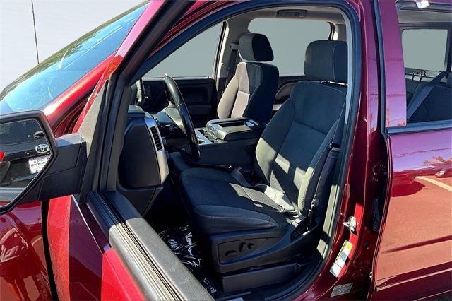 2017 Chevrolet Silverado 1500 4WD Crew Cab 143.5" LT w/1LT - 22921796 - 9