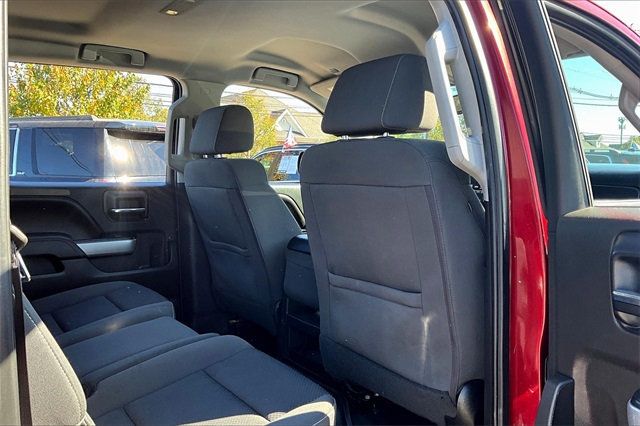 2017 Chevrolet Silverado 1500 4WD Crew Cab 143.5" LT w/1LT - 22921796 - 14