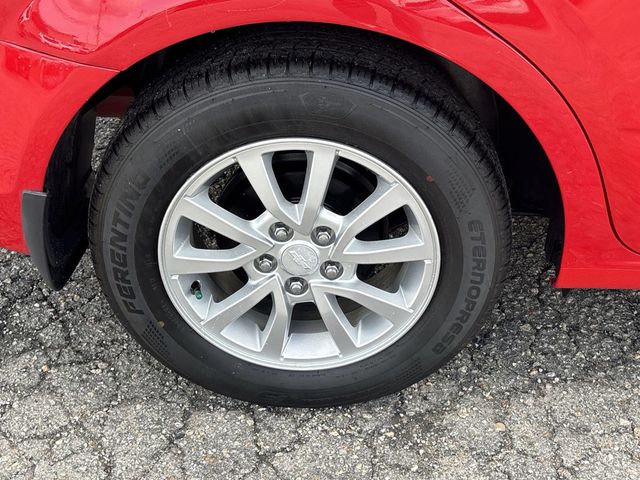2017 Chevrolet Sonic 4dr Sedan Automatic LT - 22800080 - 9