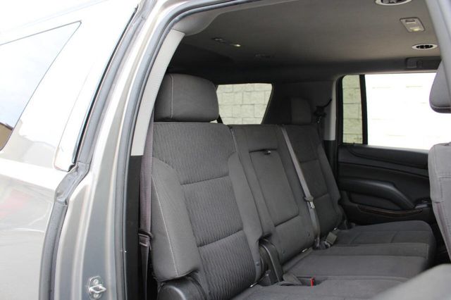 2017 Chevrolet Suburban 4WD 4dr 1500 LS - 22919935 - 20