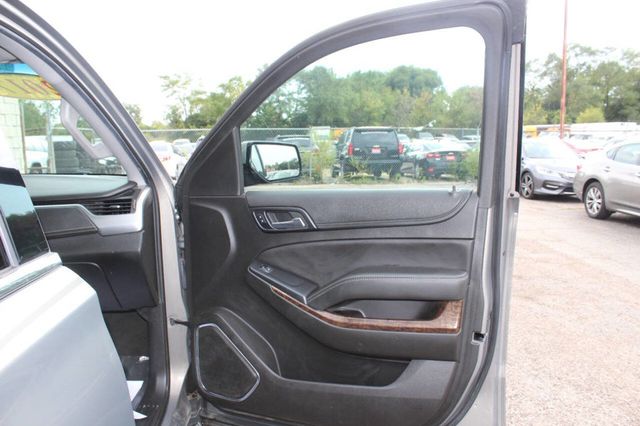 2017 Chevrolet Suburban 4WD 4dr 1500 LS - 22919935 - 21