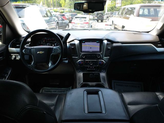 2017 Chevrolet Suburban 4WD 4dr 1500 LT - 22417142 - 8