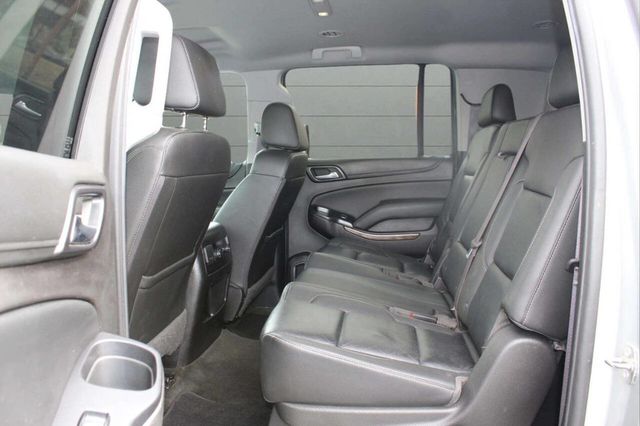2017 Chevrolet Suburban 4WD 4dr 1500 LT - 22933747 - 13