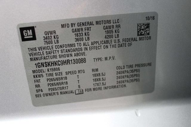 2017 Chevrolet Suburban 4WD 4dr 1500 LT - 22933747 - 34