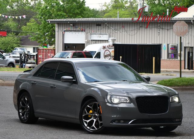 2017 Chrysler 300