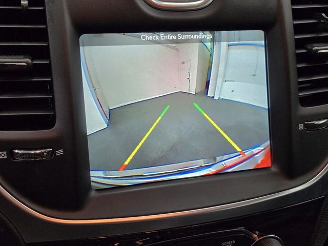 2017 Chrysler 300 Limited RWD - 22923409 - 18