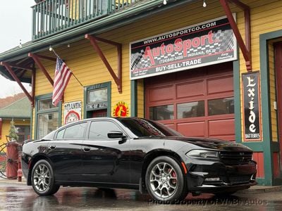 2017 Dodge Charger SXT's photo