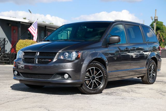 2017 Dodge Grand Caravan GT Wagon - 22924757 - 0