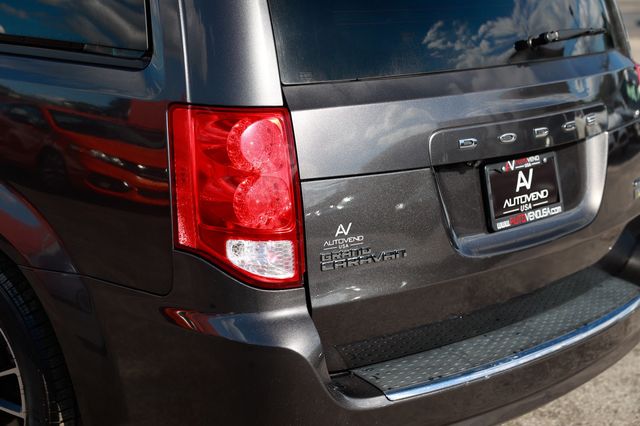 2017 Dodge Grand Caravan GT Wagon - 22924757 - 39