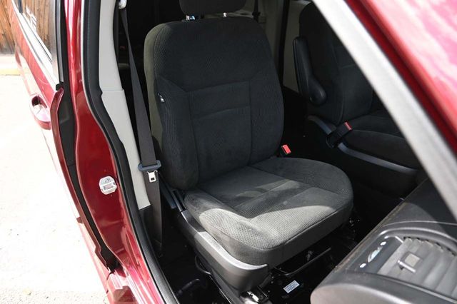 2017 Dodge Grand Caravan SE Plus Wagon - 22918876 - 15