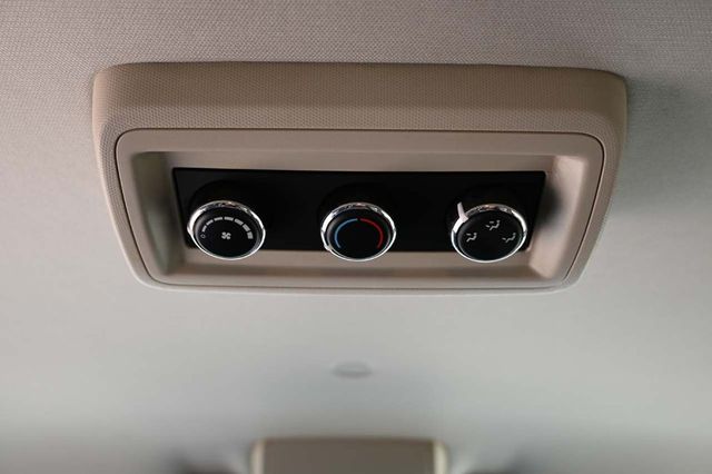 2017 Dodge Grand Caravan SE Plus Wagon - 22918876 - 29