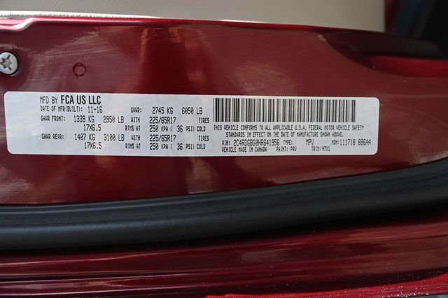 2017 Dodge Grand Caravan SE Plus Wagon - 22918876 - 33