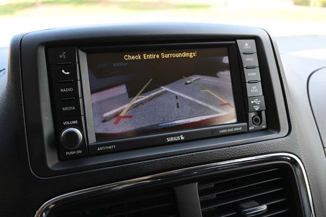 2017 Dodge Grand Caravan SE Plus Wagon - 22918876 - 37