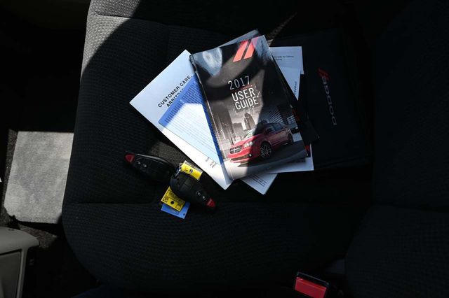 2017 Dodge Grand Caravan SE Plus Wagon - 22918876 - 38