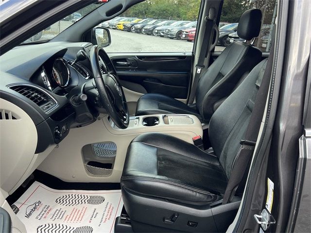 2017 Dodge Grand Caravan SXT Wagon - 22937407 - 11