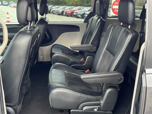 2017 Dodge Grand Caravan SXT Wagon - 22937407 - 12