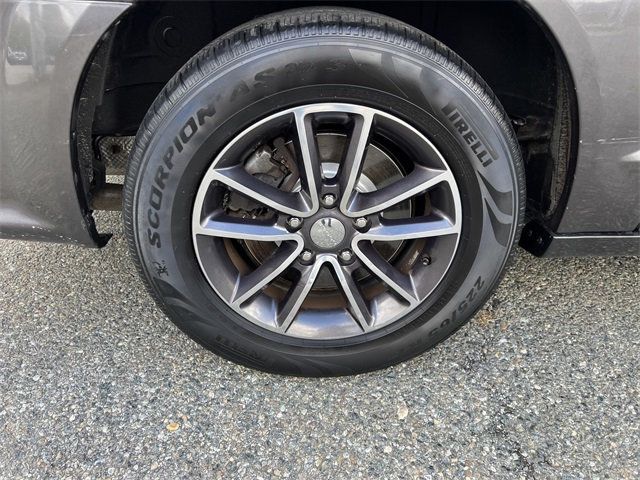 2017 Dodge Grand Caravan SXT Wagon - 22937407 - 15