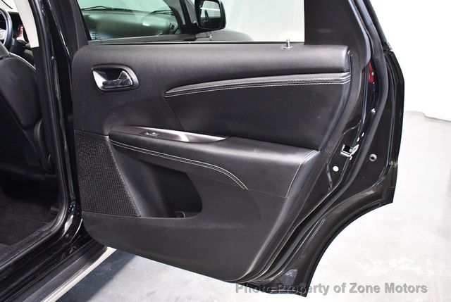 2017 Dodge Journey Crossroad Plus AWD - 22298557 - 28