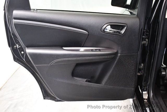 2017 Dodge Journey Crossroad Plus AWD - 22298557 - 30