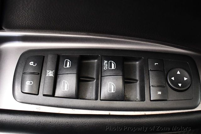 2017 Dodge Journey Crossroad Plus AWD - 22298557 - 32