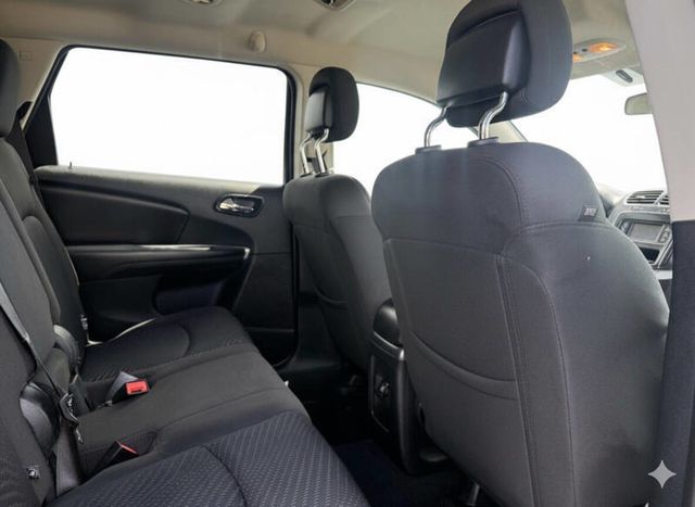 2017 Dodge Journey SE 4dr SUV - 22914833 - 15