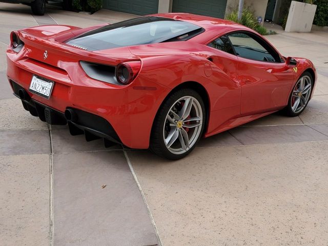 2017 Ferrari 488 GTB Coupe - 20056063 - 32