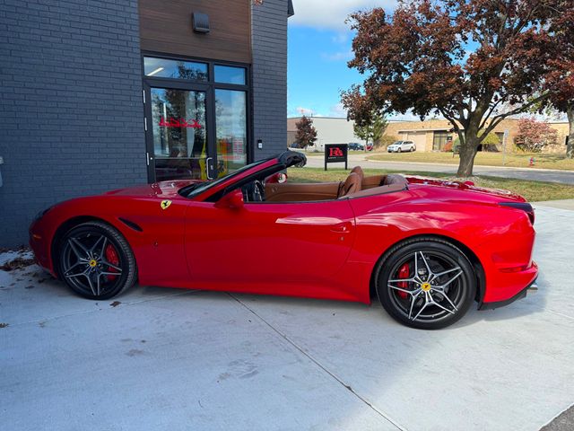 2017 Ferrari California T Convertible - 22932955 - 18