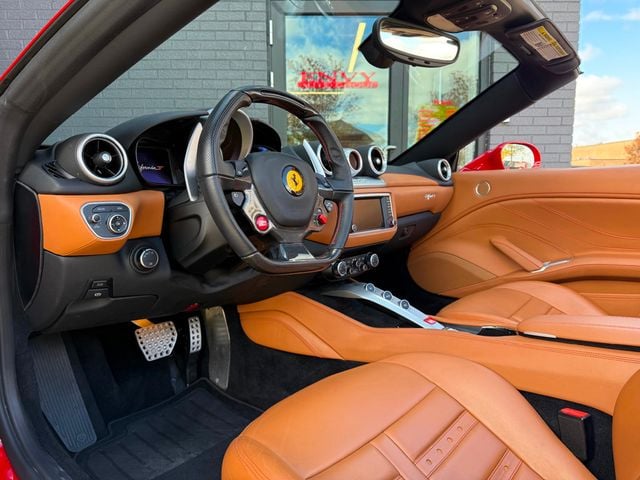 2017 Ferrari California T Convertible - 22932955 - 25