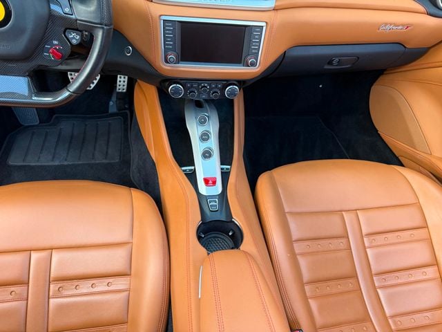 2017 Ferrari California T Convertible - 22932955 - 32