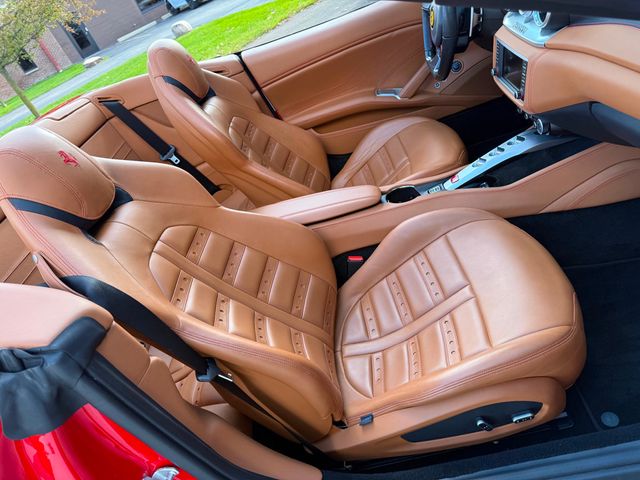 2017 Ferrari California T Convertible - 22932955 - 38
